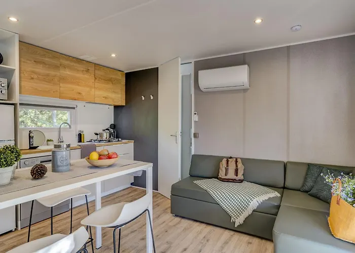 Atlantide 4p 2bdrms Airconpremiu *